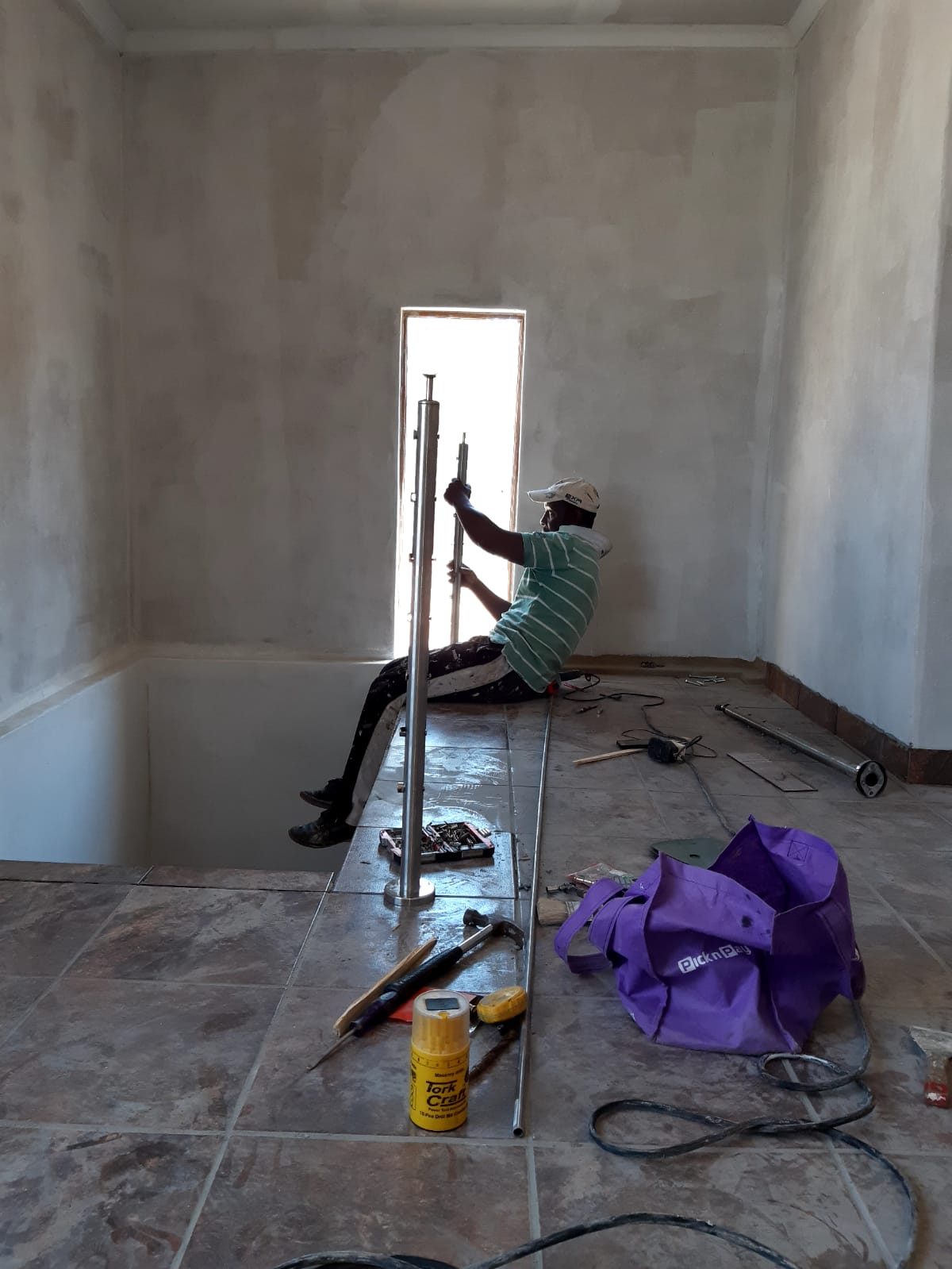 Handyman work in Johannesburg by Dom the Handyman